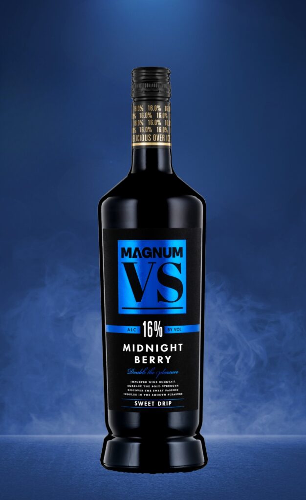 Magnum VS Midnight Berry Bottle Shot